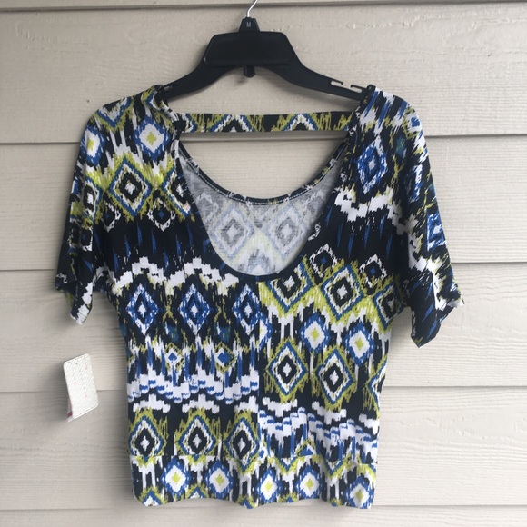 NWT Junior Abbreviated Cropped Top Tribal Print XS Blue Green Sexy Back - Picture 3 of 3